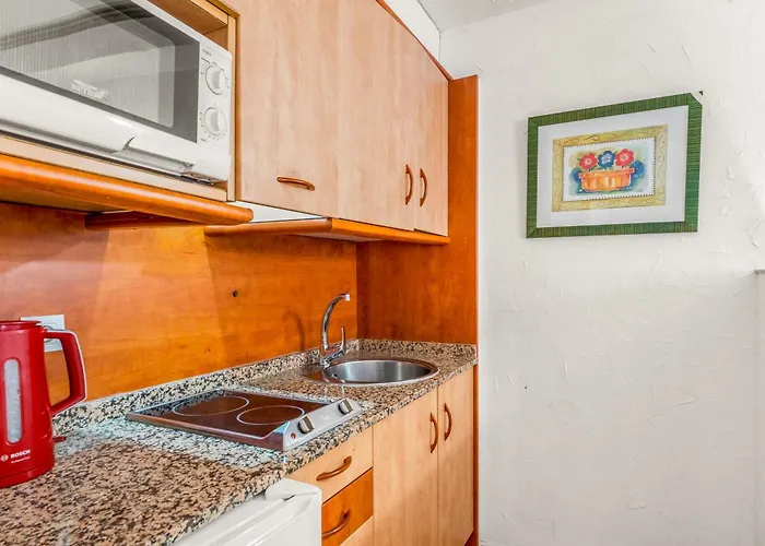 Aparthotel Unique 1-2